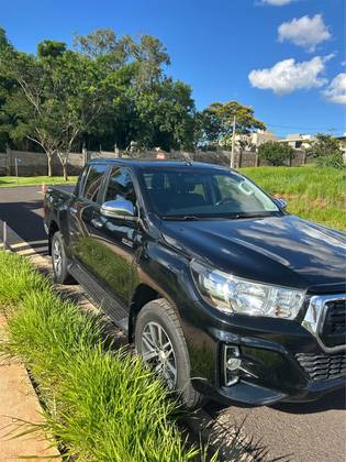 TOYOTA HILUX 2.8 SRV 4X4 CD 16V DIESEL 4P AUTOMÁTICO